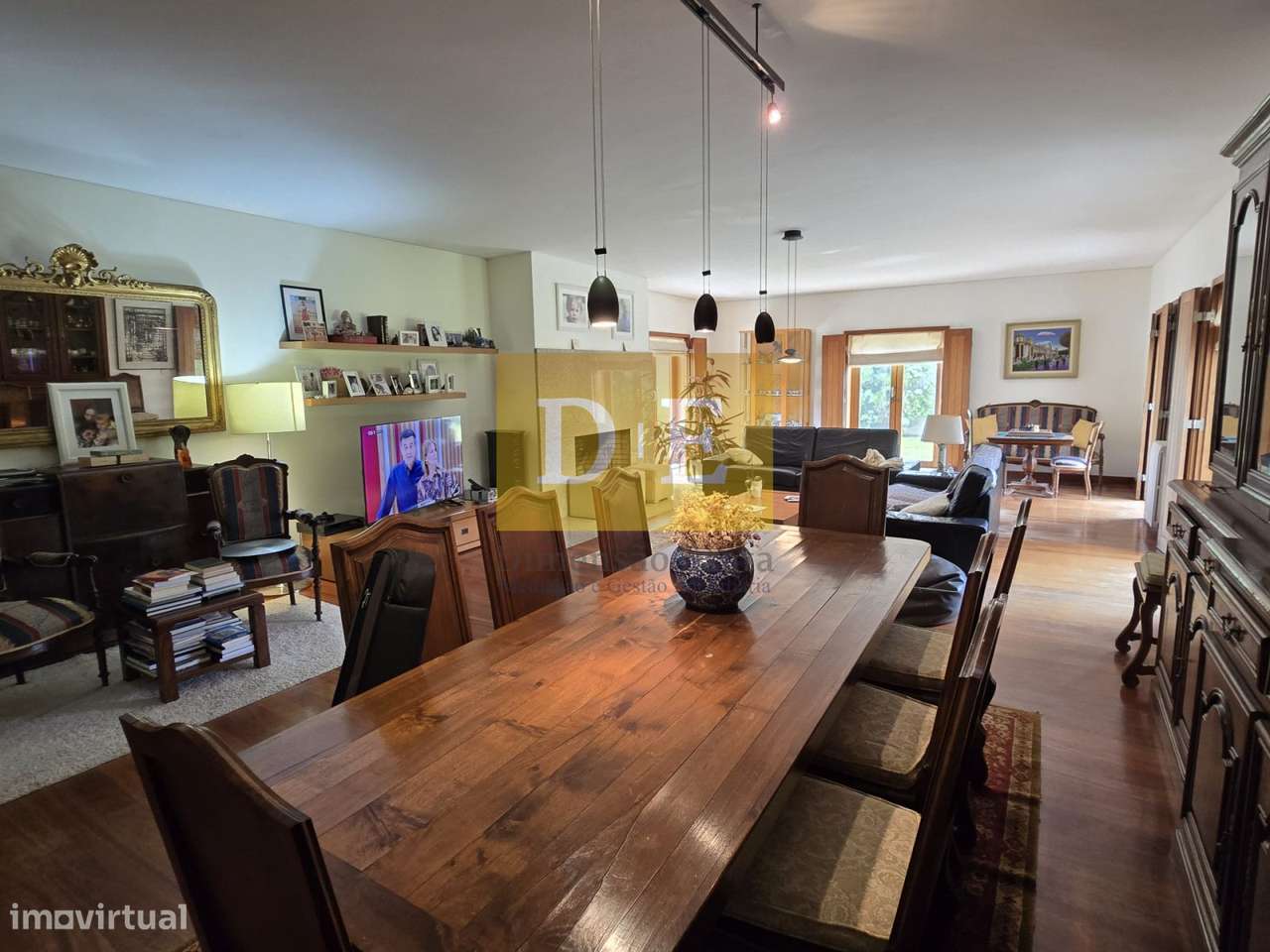 Moradia de 4 Frentes em Zona Nobre de Leca da Palmeira-16