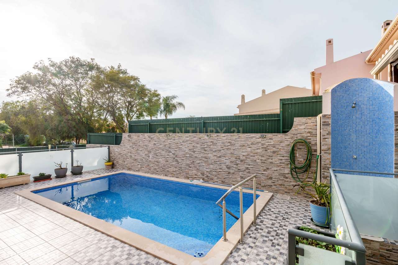 Moradia Remodelada V2 + T1 Completo e Independente Albufeira – Caliços - Grande imagem: 4/27