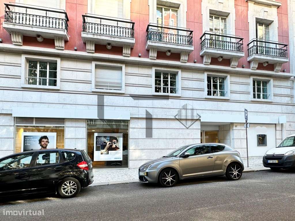 Loja para Venda em plena Av. António Augusto Aguiar, Marquês de Pom... - Grande imagem: 3/15