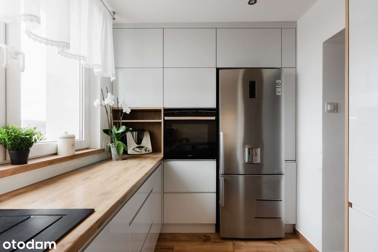 Spółdzielcze własnościowe, budynek z windą, piwnica, loggia-3