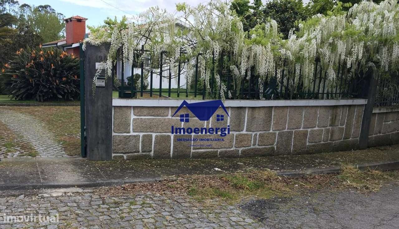 Excelente Moradia T3 - Árvore-9