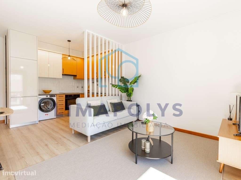 Elegante apartamento T1 renovado com lugar de garagem-2