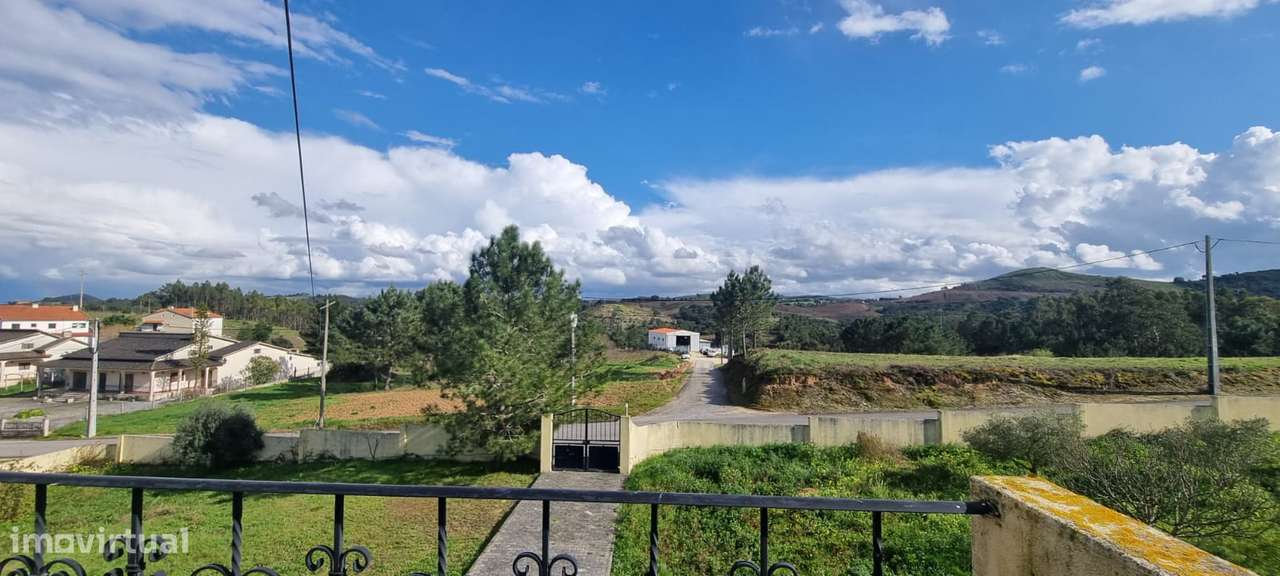 Casa / Moradia independente à venda em Rua da Raposa 26, Alenquer-39