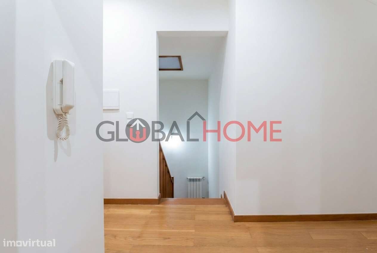 Duplex T2+1 com vista mar em Canidelo-40