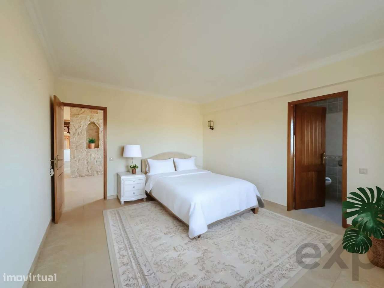 Casa senhorial privada com piscina em mais de 5 hectares.-16