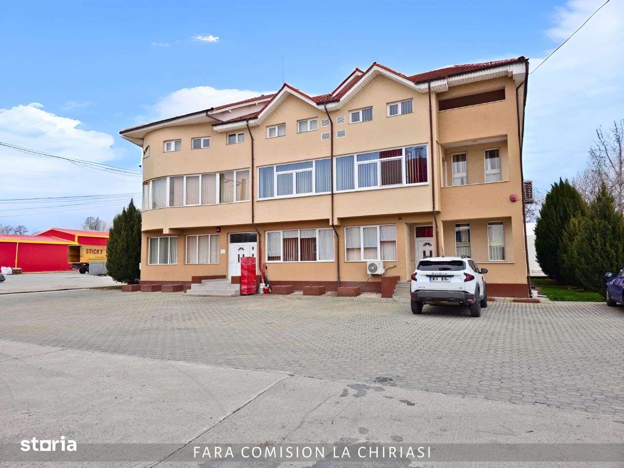 Cladire Multifunctionala - Mihaesti, Valcea - Imagine principală: 1/14