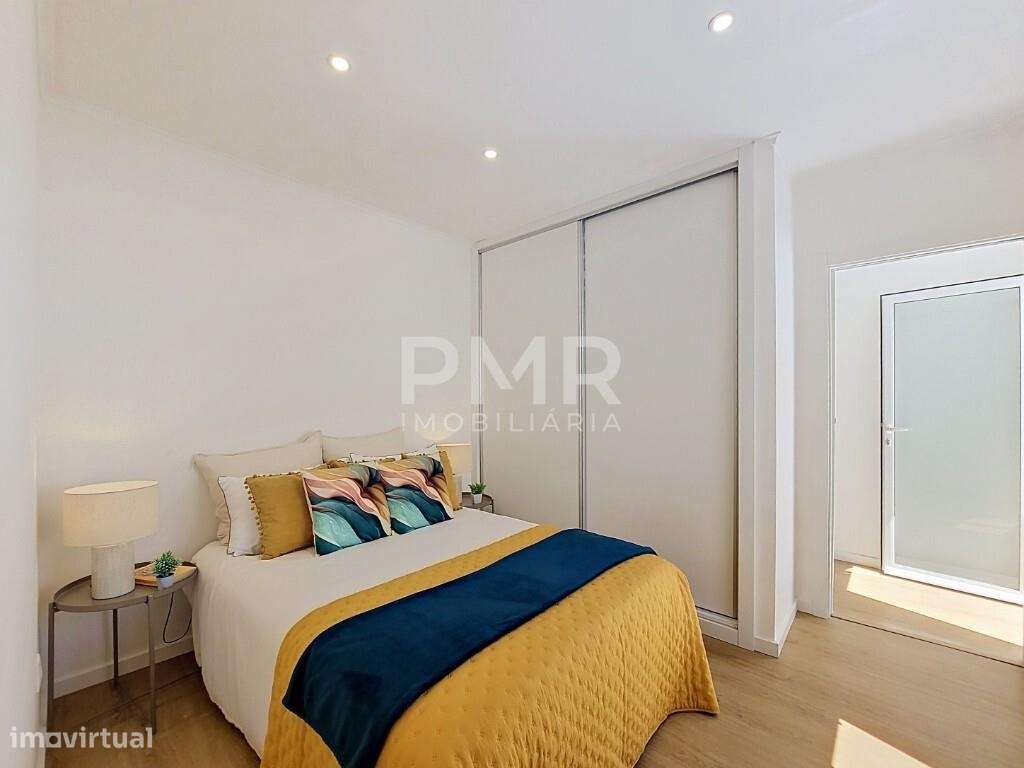 Moradia totalmente renovada com espaço exterior – Vale de Figueira-10