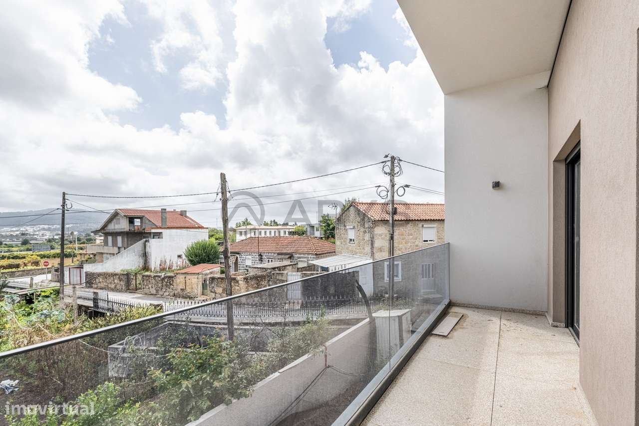 APARTAMENTO T1 NOVO-7