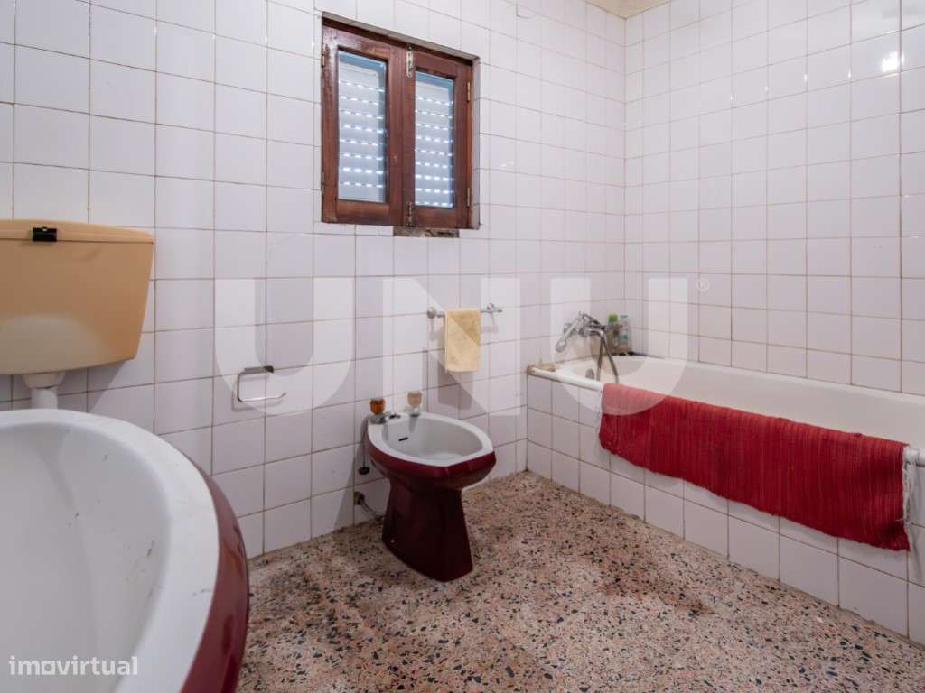 Quinta T2 com Habitação, Infraestruturas Agrícolas e Terreno com Vi...-30