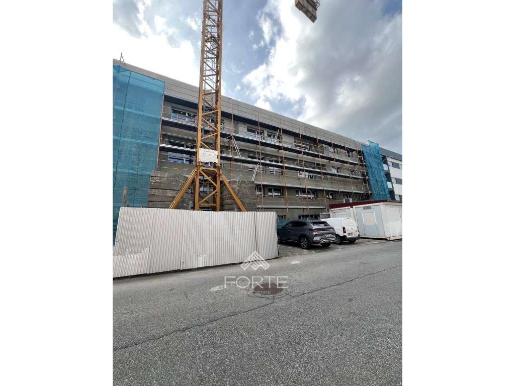 Apartamento T3 no Cavaco-9