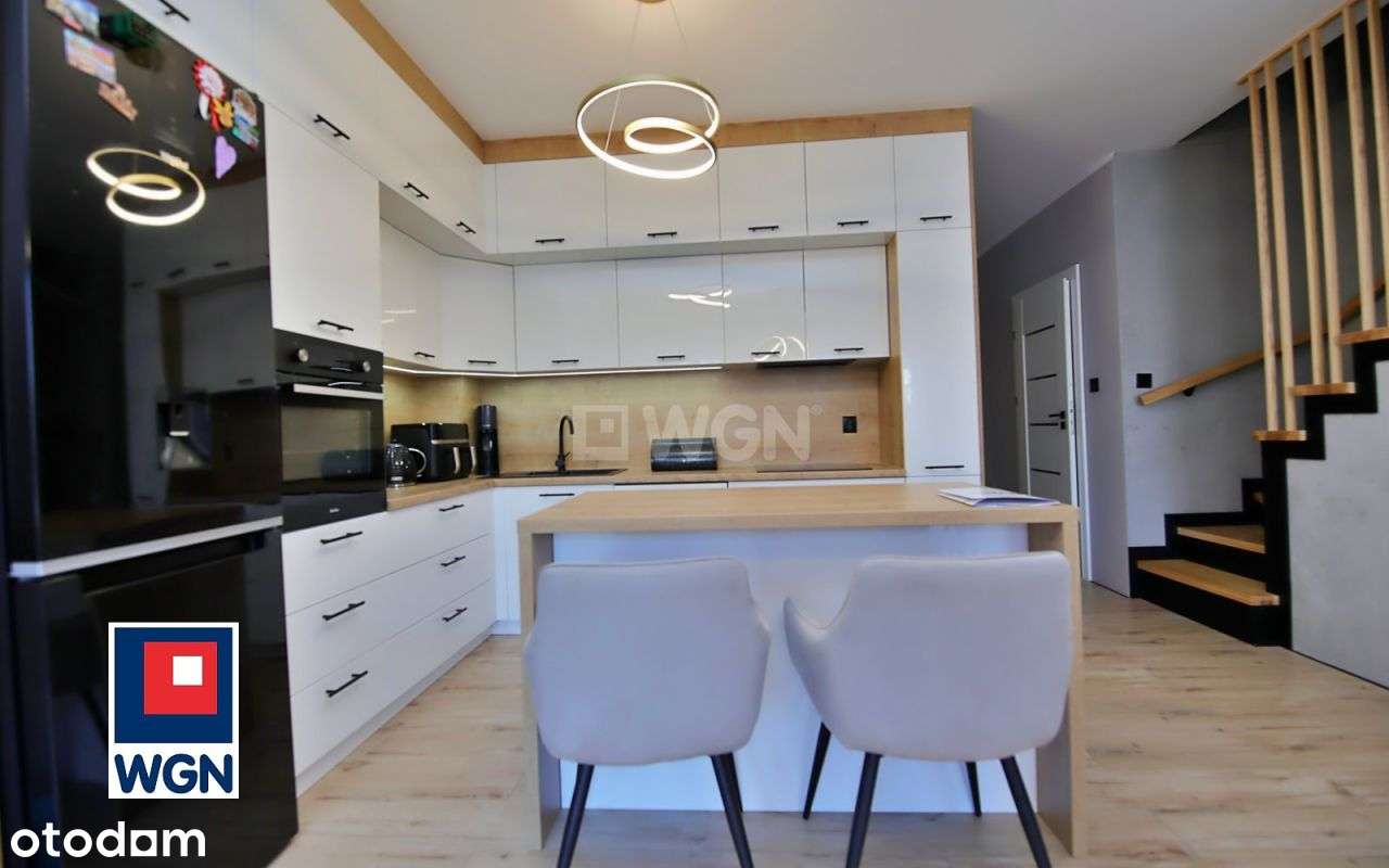 Nowoczesny szeregowiec | Bermudy | Gotowy do wprow-5