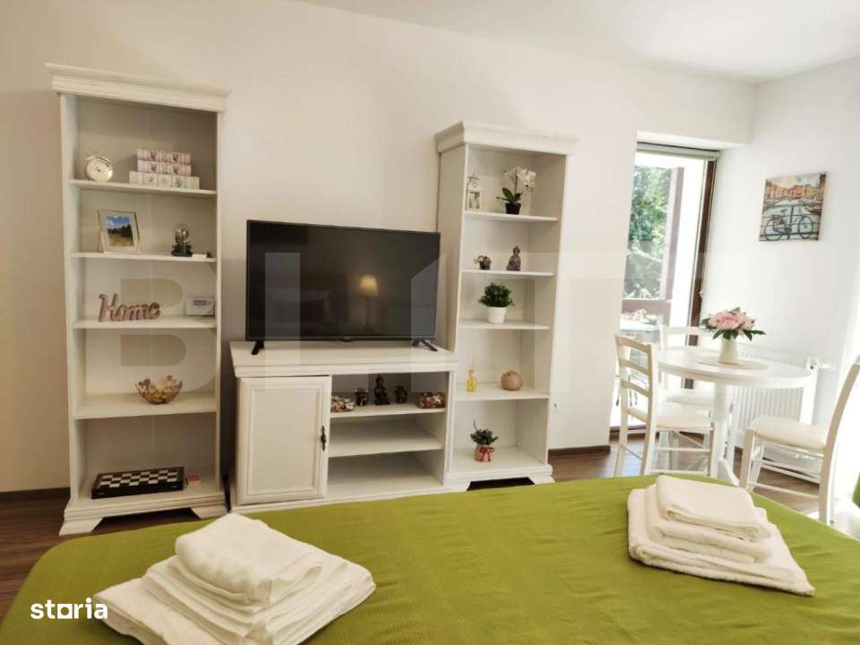 Studio cochet Predeal – mobilat, utilat, vedere superba! - Imagine principală: 2/13