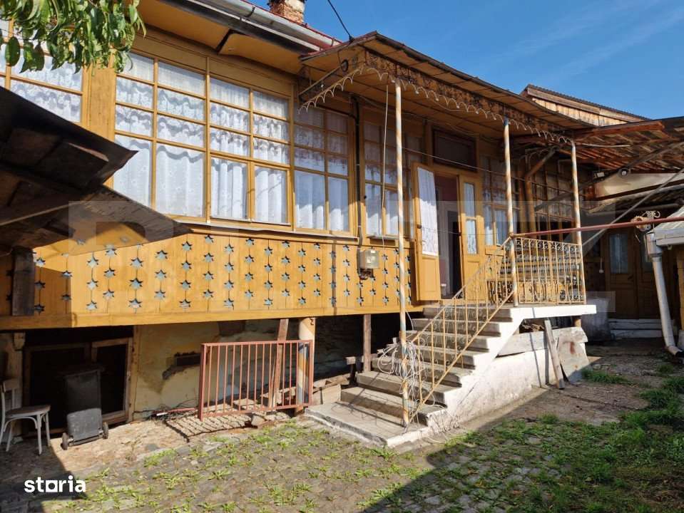 Casa in Abrud, teren 480mp, zona ultracentrala a orasului. APUSENI - Imagine principală: 5/7
