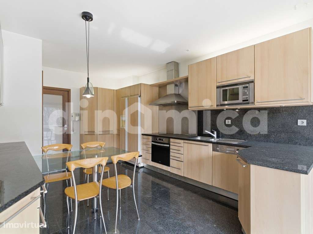 Apartamento T3+1 - Creixomil (Guimarães) - Grande imagem: 4/20