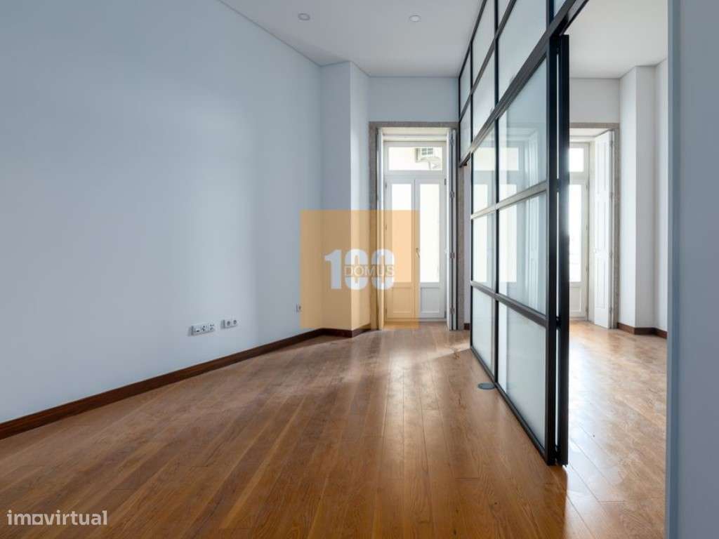 T1 com varanda em 31 de Janeiro - Grande imagem: 3/23