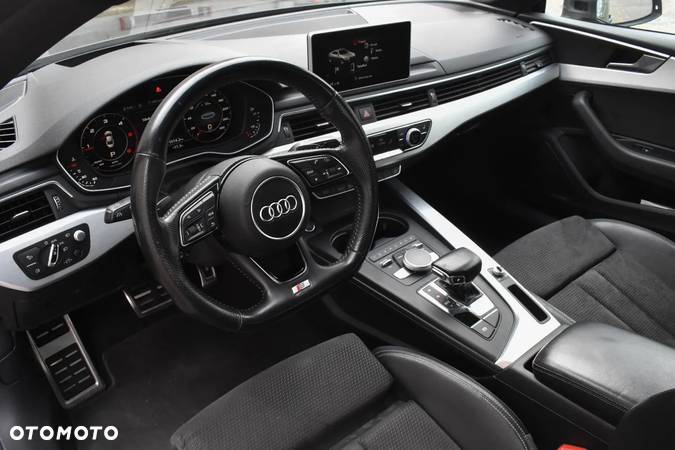 Audi A5 2.0 TDI S tronic - 17