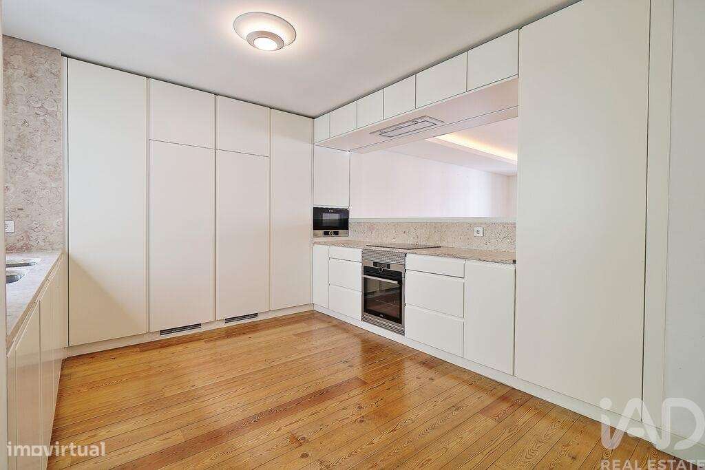 Apartamento T4 em Santo António - Grande imagem: 3/40