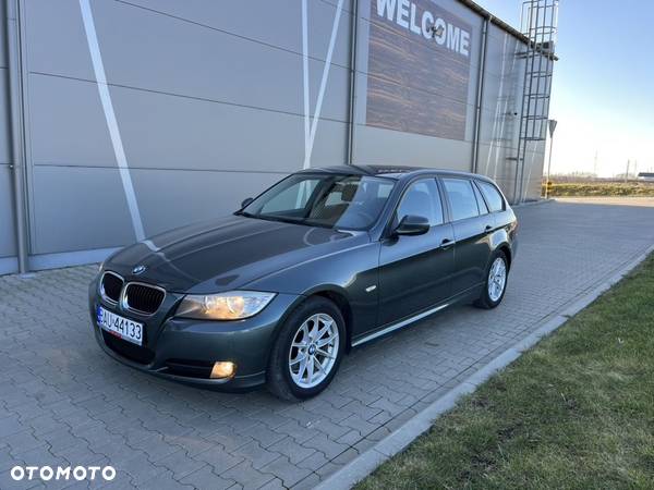 BMW Seria 3 318d - 1