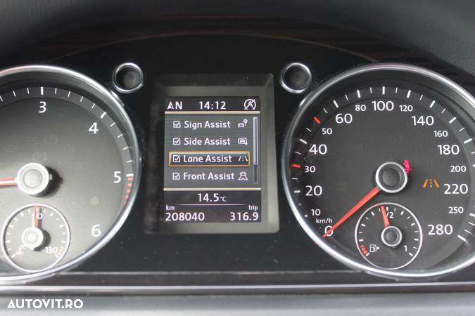 Volkswagen Passat CC 2.0 TDI DSG Exclusive - 34