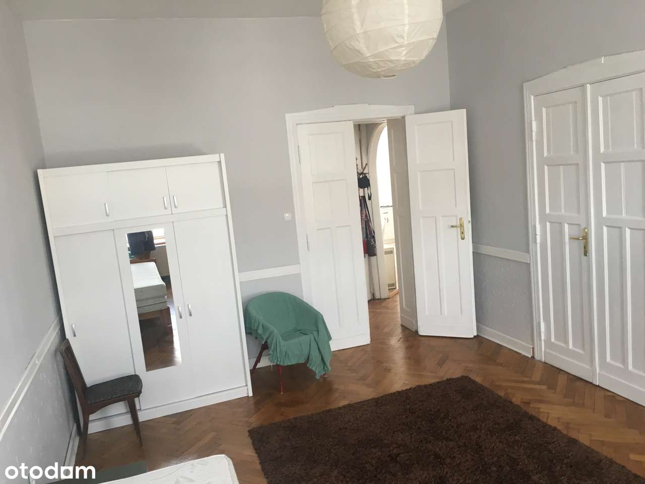 Bezpośrednio, przestronne i jasne mieszkanie w sercu miasta - Pełny obrazek: 5/9