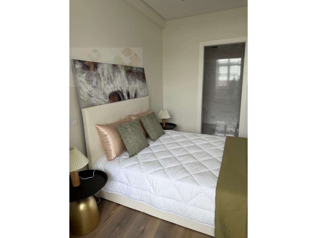Apartamento T3 Venda Lisboa-30