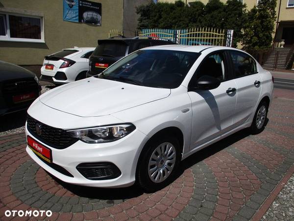 Fiat Tipo - 1