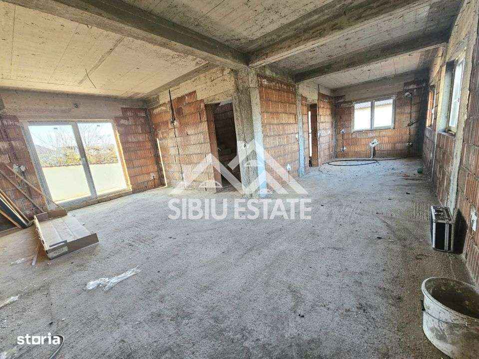 Casa tip duplex , Sura Mica , Sibiu - Imagine principală: 4/11