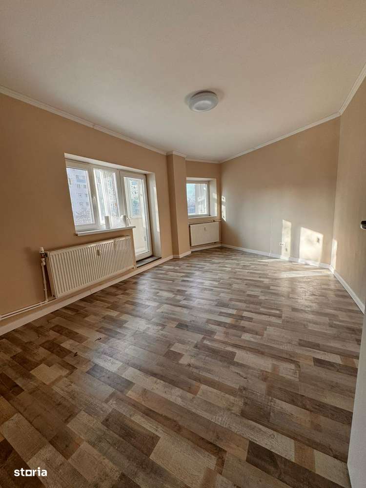 Apartament cu 3 camere,  Șos. Berceni Metrou Apărătorii Patriei 300 m-12
