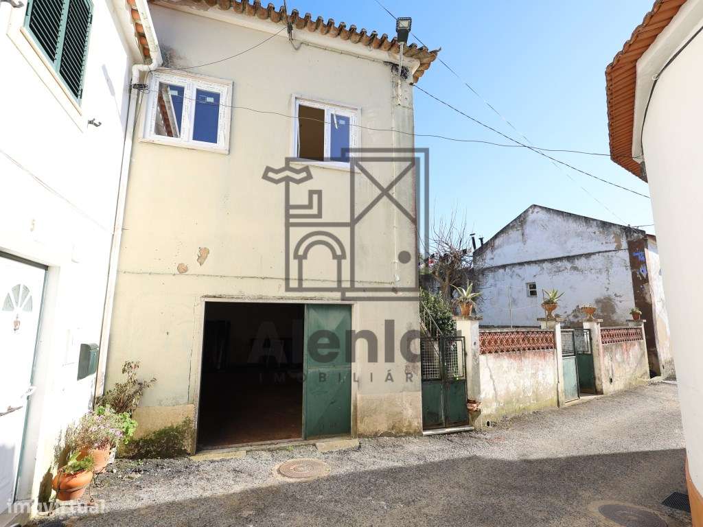 Moradia V3 em Alenquer - Oportunidade-22