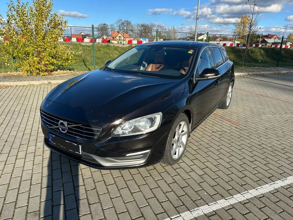 Volvo V60 I (2011-2018) D2 Momentum 2013