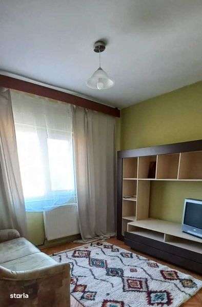 Proprietar inchiriez apt 3 camere Olimpia-Complex | centrala proprie - Imagine principală: 4/5