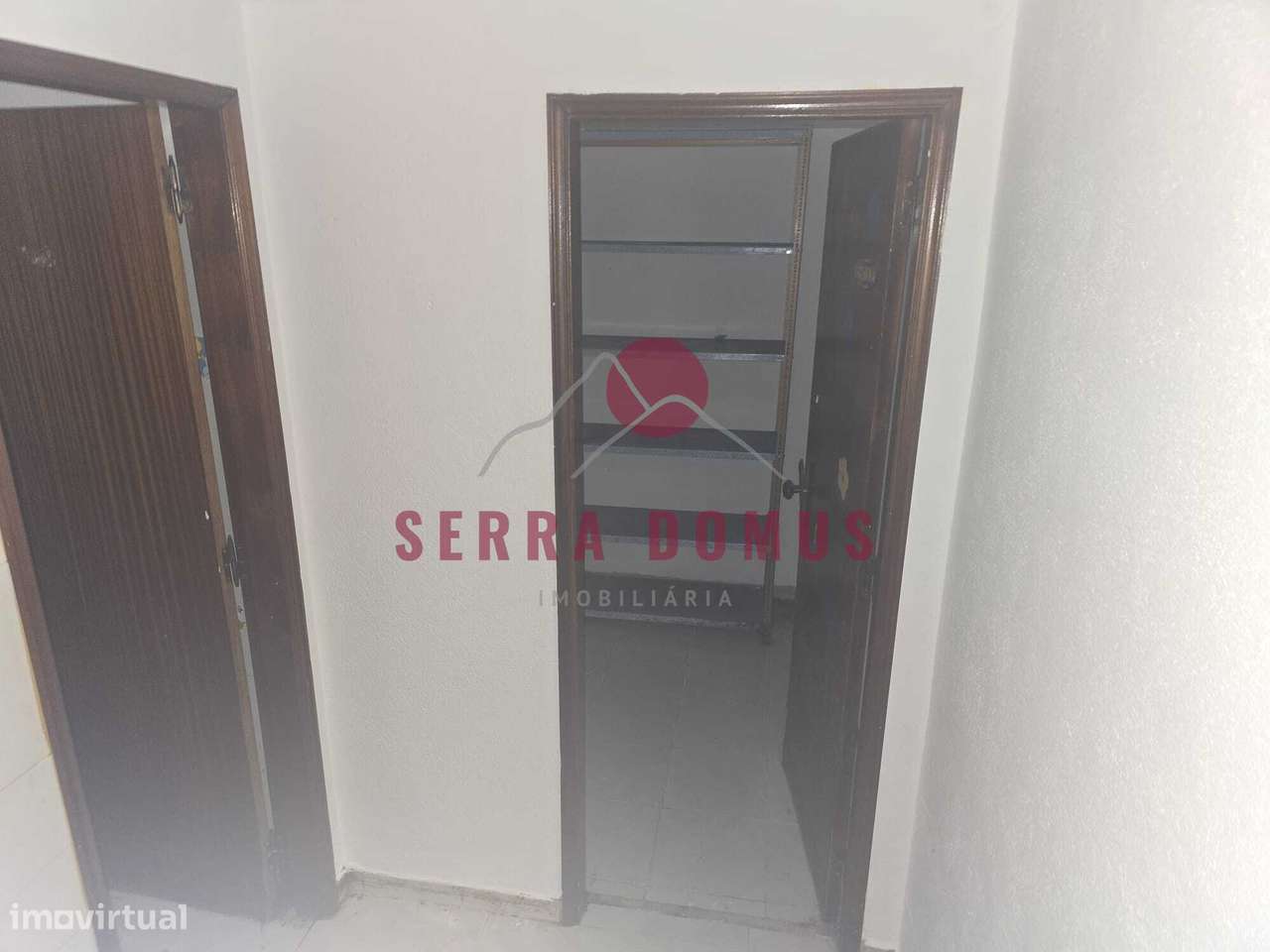 Loja com 70 m² localizada na Rinchoa - Grande imagem: 5/9