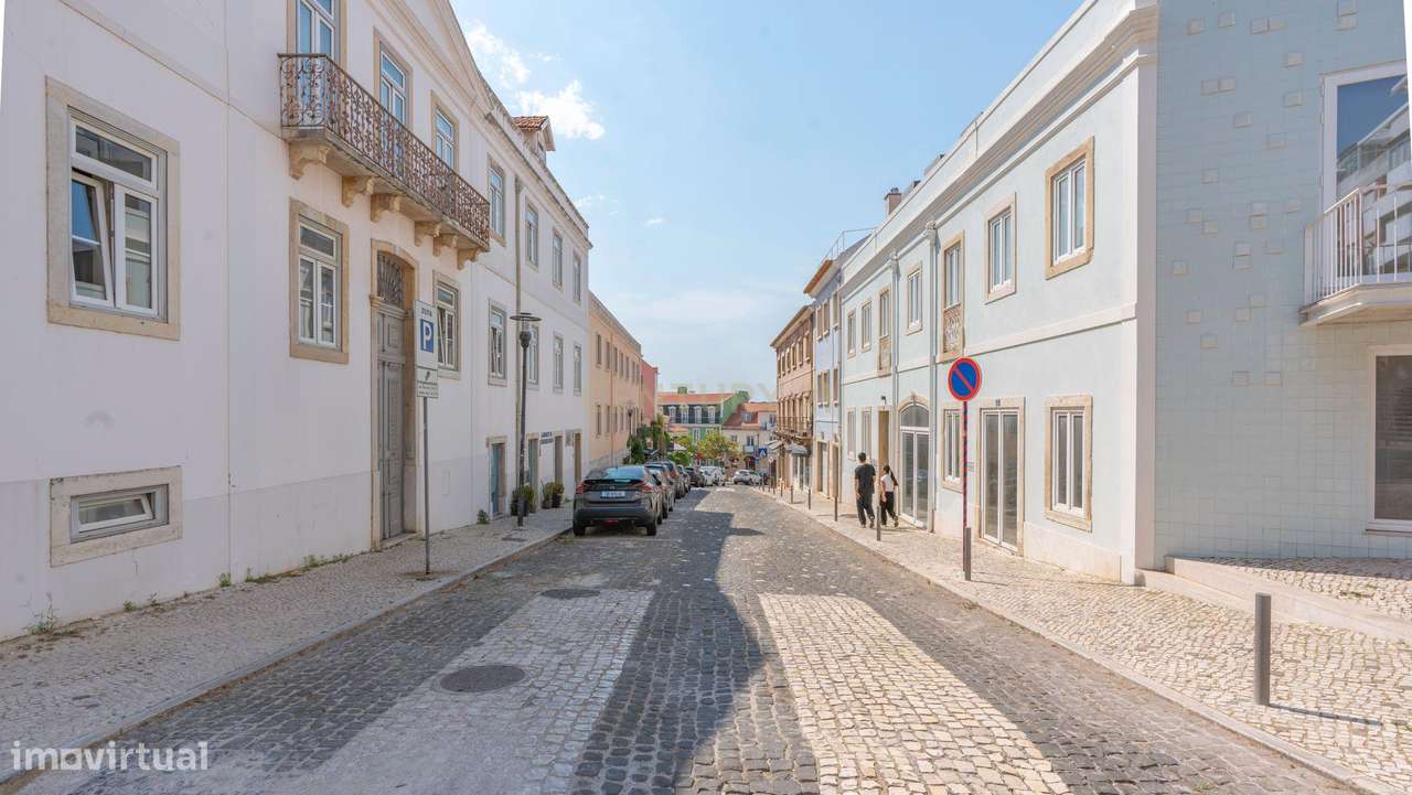 Wow - T2 no centro histórico de Paço de Arcos-35