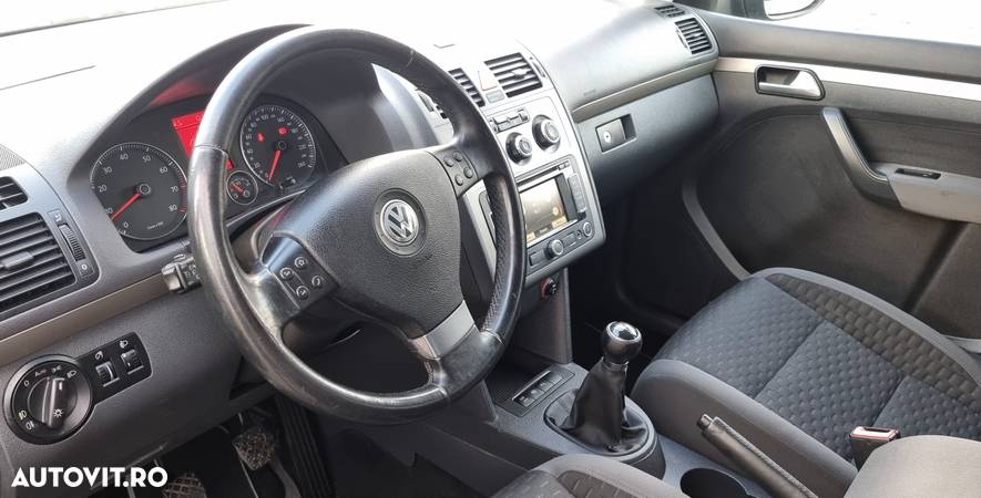 Volkswagen Touran 1.4 TSI Freestyle - 18