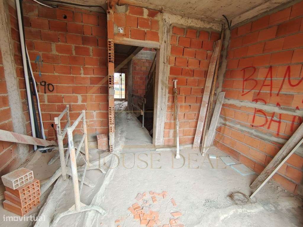 EXCELENTE! Moradia T3 com Logradouro. Pinhal do General. Quinta do ...-16