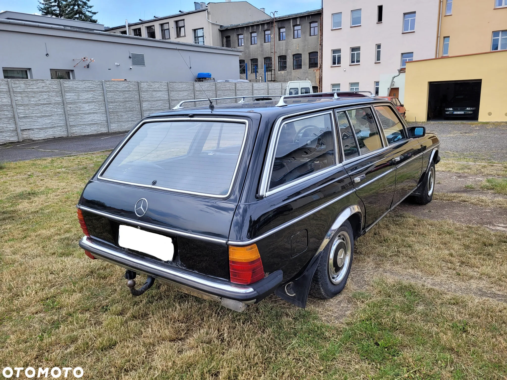 Mercedes-Benz W123 - 4