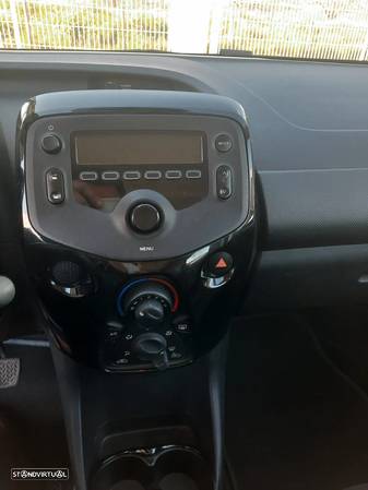 Citroën C1 1.0 VTi Feel S&S - 16