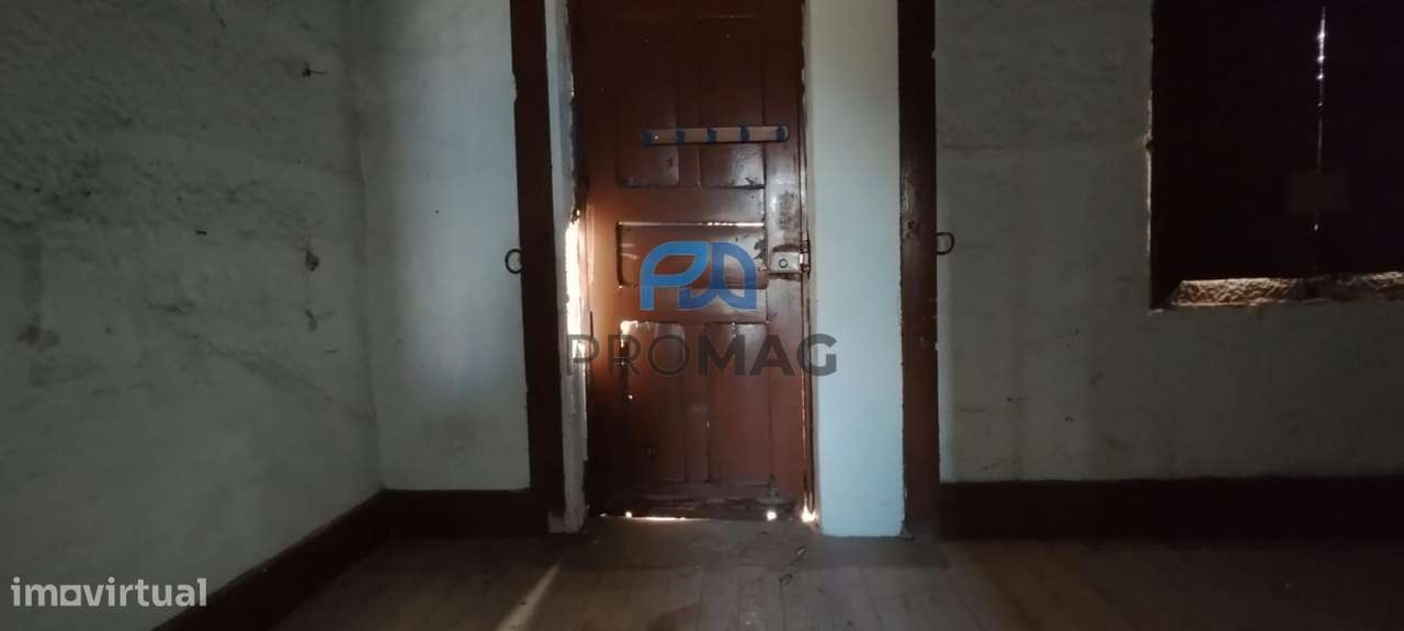 Moradia V3 para Recuperar em São Martinho de Mouros - Grande imagem: 5/26