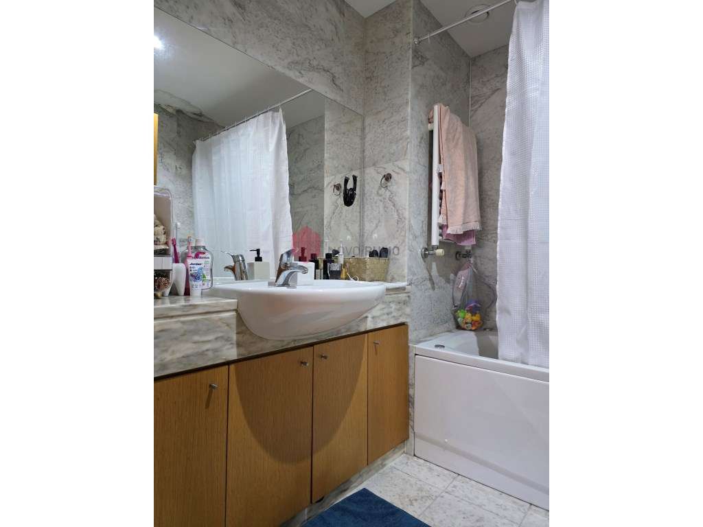 Apartamento T2+1 de Excelência no Centro da Maia | 161 m² | 2 Garag...-16