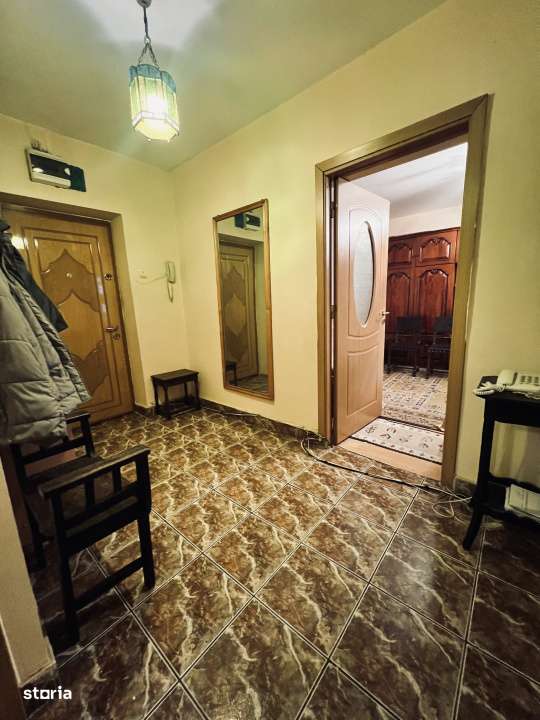 Apartament ultracentral 3 camere Maior Sontu Pitesti-11