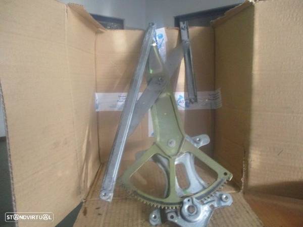 Elevador Sem Motor ELEVSM1226 LEXUS IS 200 2001 4P FE - 3