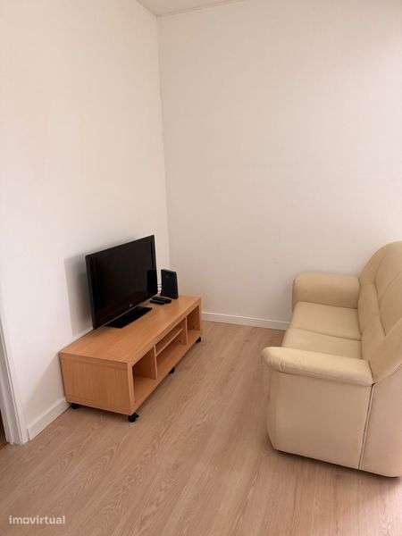 Arrenda-se T1 Miratejo - Grande imagem: 4/8