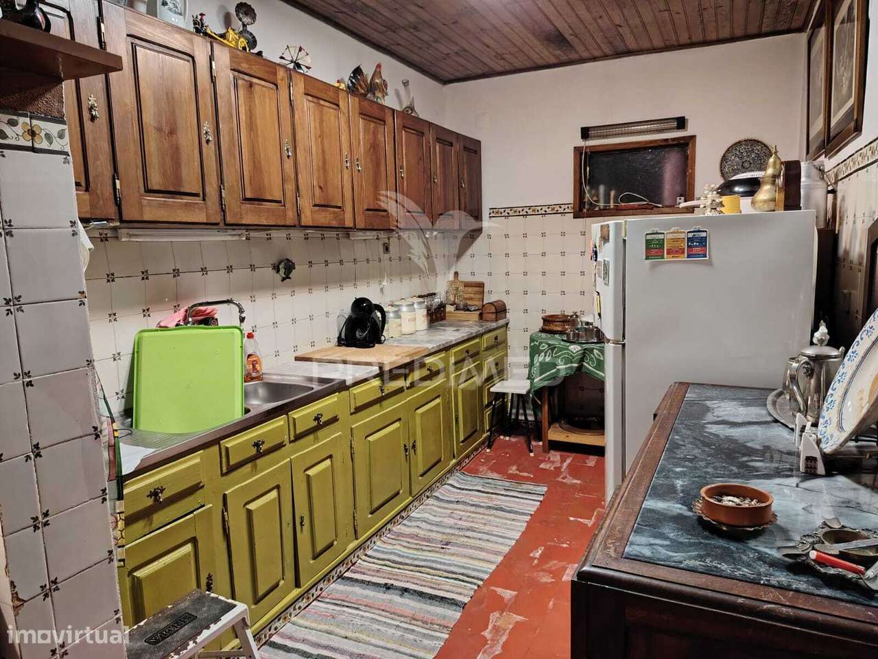 Arrendamento de Moradia T0 com duas Mezzanines no Barreiro - Grande imagem: 4/15