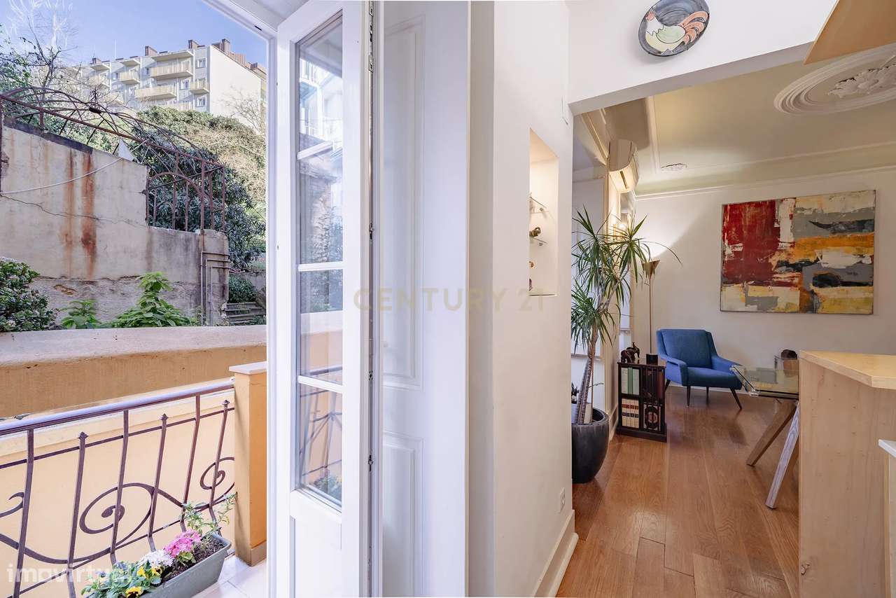 Elegante Apartamento T3 Renovado no Centro Histórico de Lisboa – Rua d-21