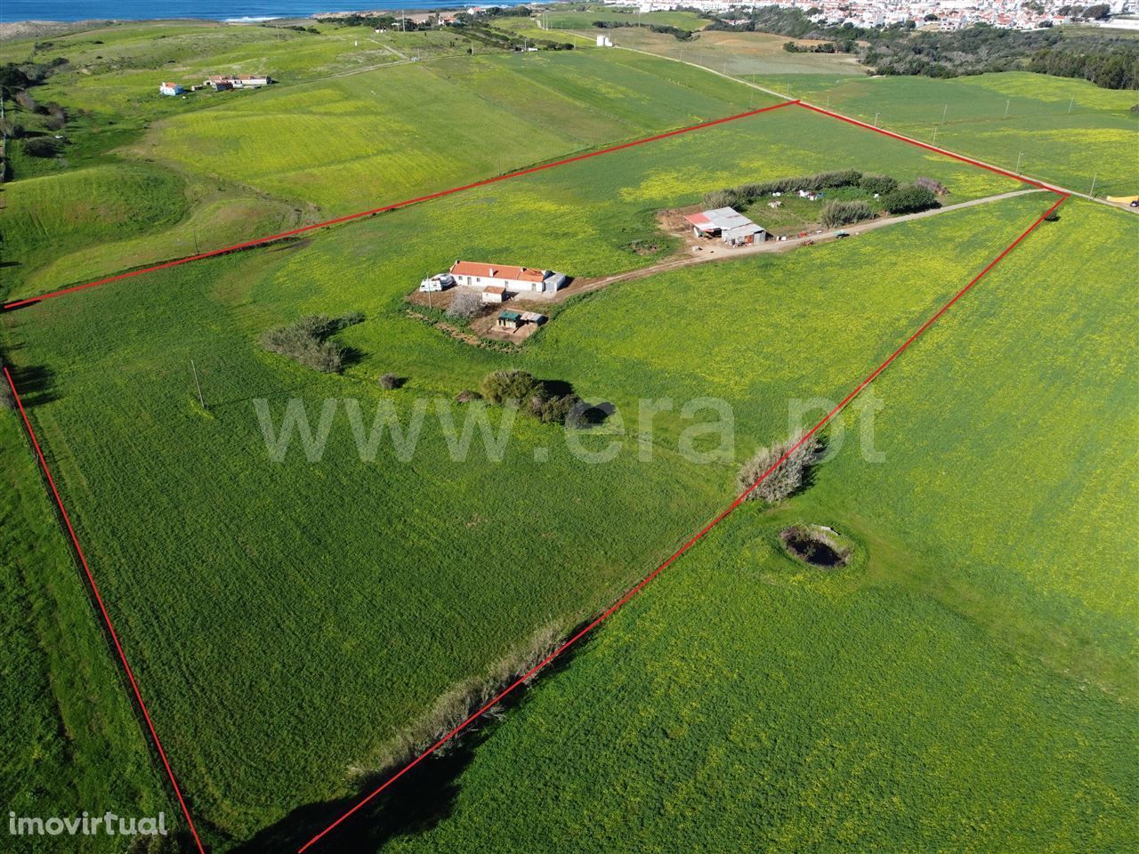 Quinta com 5.3 HA, Porto Covo