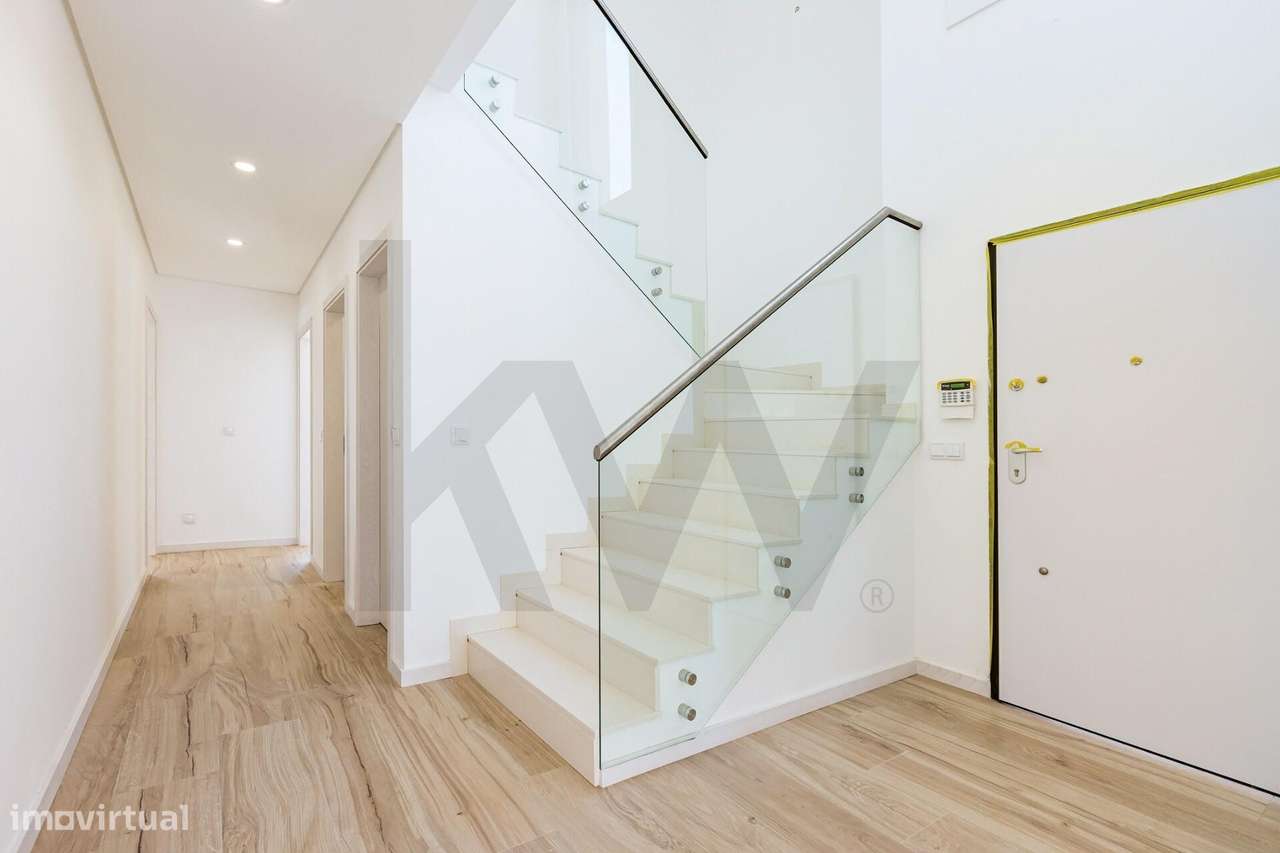 Moradia T5 - Quinta da Charnequinha - Grande imagem: 3/27