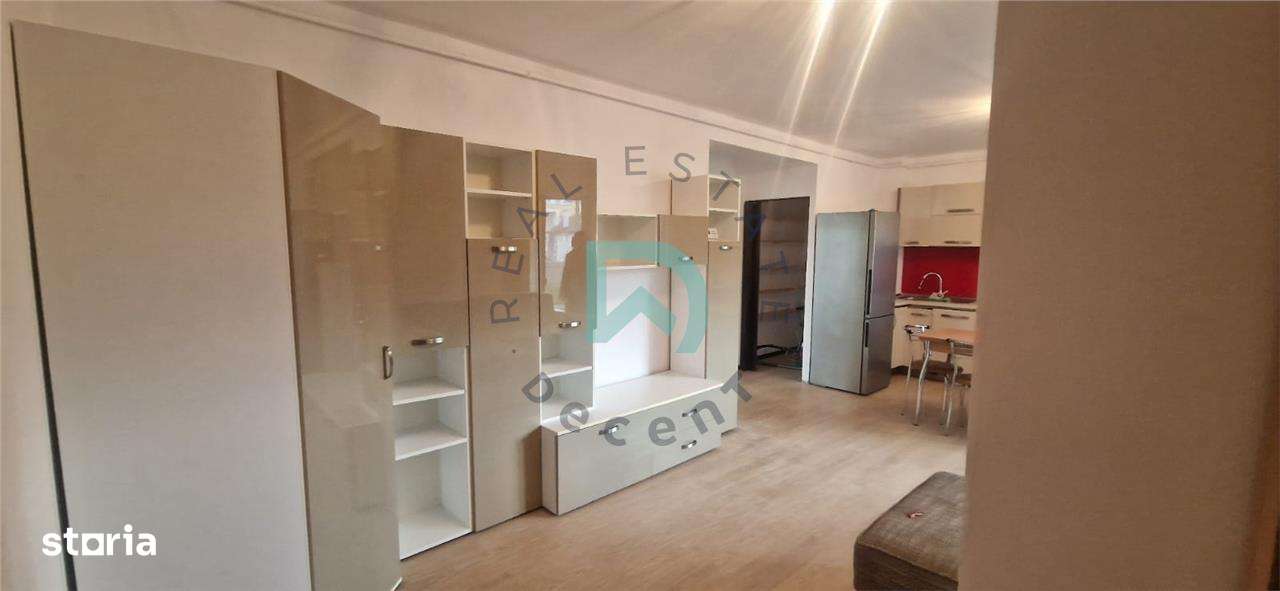 2 camere, Tractorul, parcare, 2 balcoane - Imagine principală: 5/15