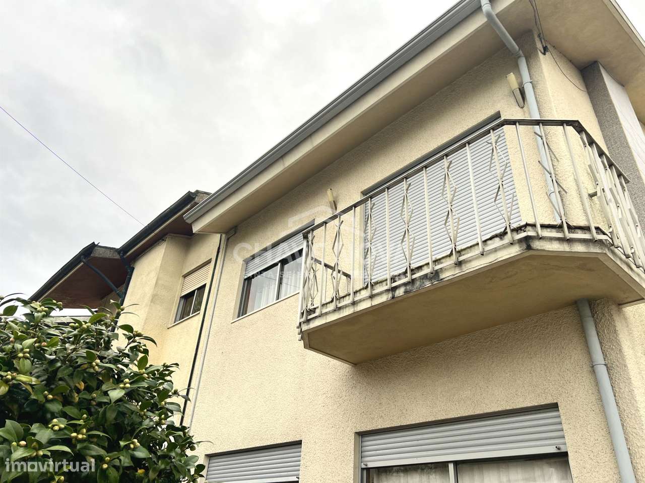 Moradia T4 com jardim e garagem em Ermesinde-36