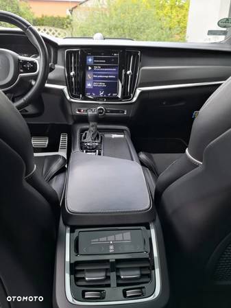 Volvo V90 D5 AWD R-Design - 13