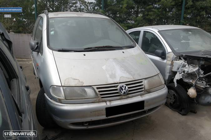 Volkswagen Sharan 1.9 TDI 110cv para peças - 1